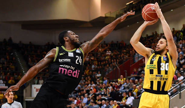 利并非偶然 利并非偶然