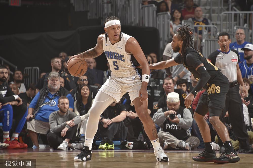 尤其是在萨 尤其是在萨