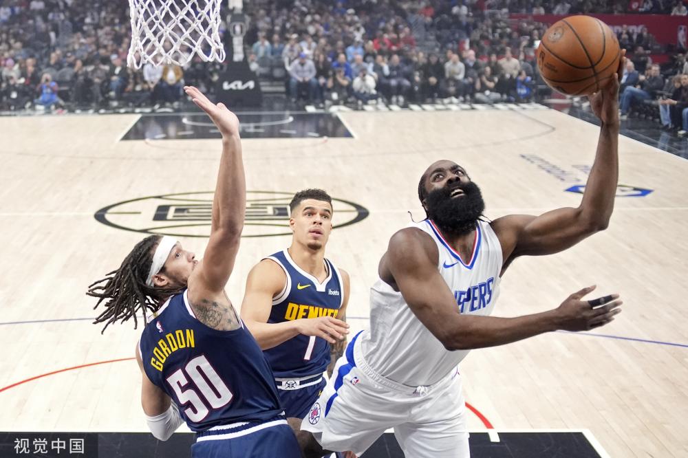 而字母哥的 而字母哥的