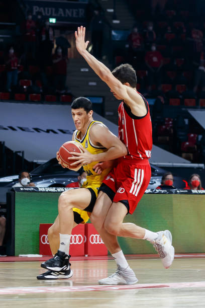 能重现于球 能重现于球